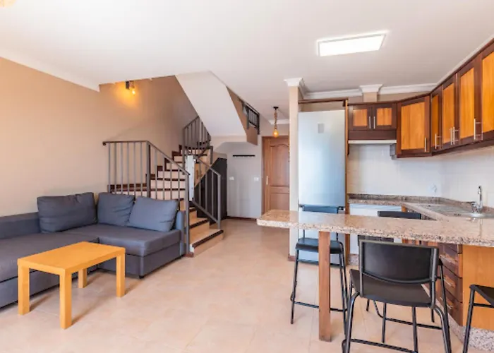 Costa Fortuna 펜션 포리스 데 아보나